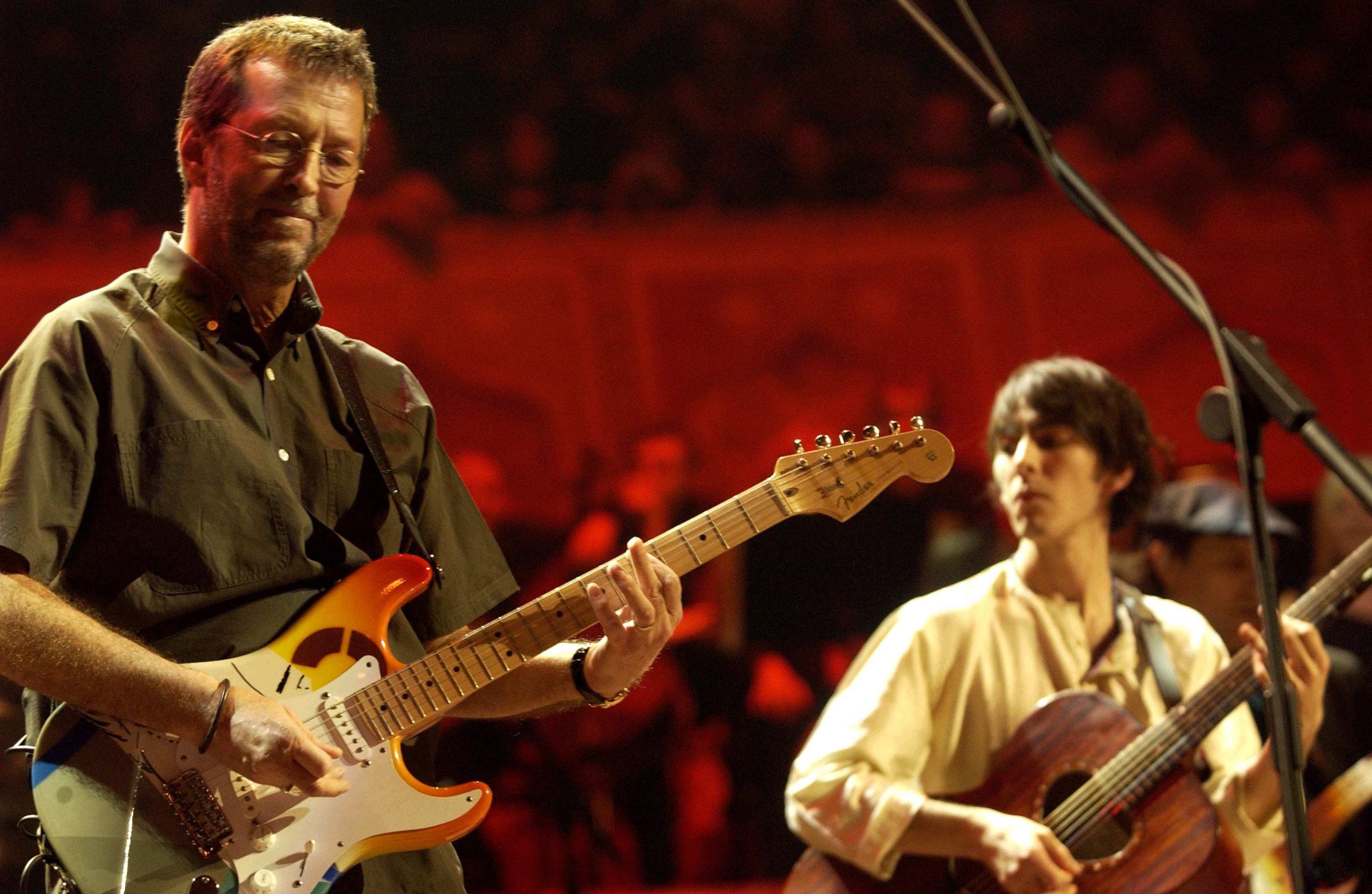 Still of Eric Clapton in CONCERT FOR GEORGE (2002)