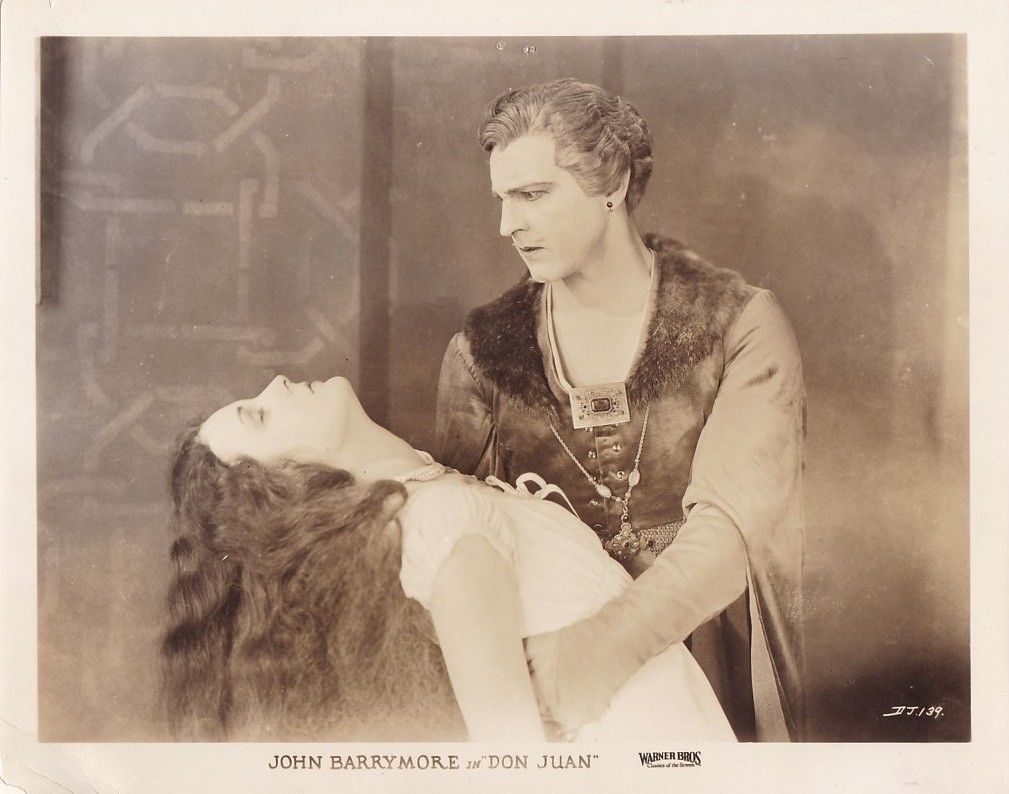 Promotional still for DON JUAN (1926)