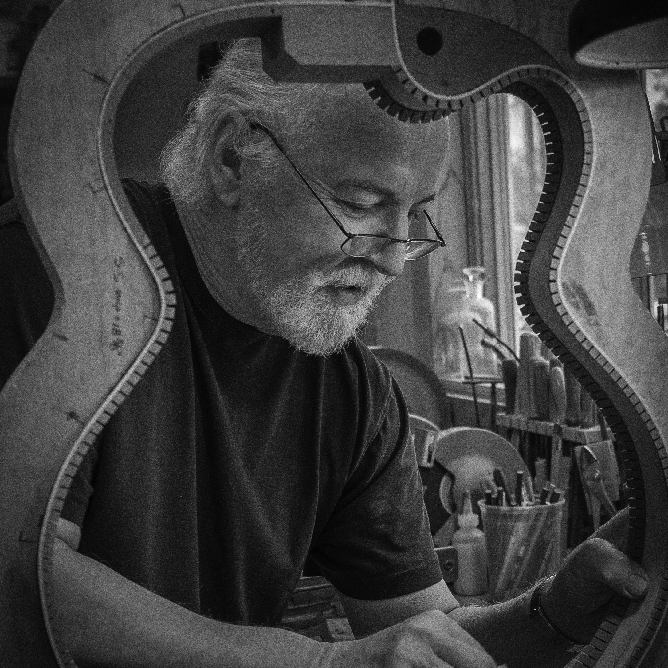 Image of guitar-maker John Monteleone