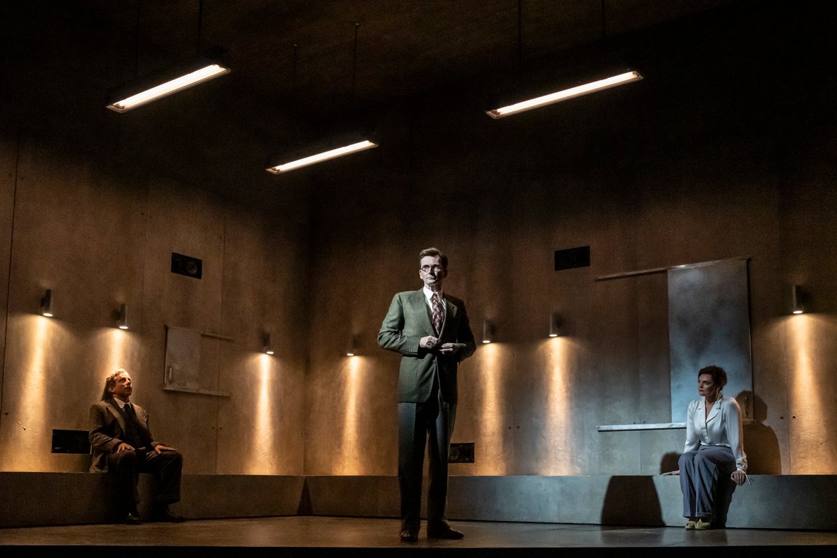 Still of David Tennant in National Theatre Live