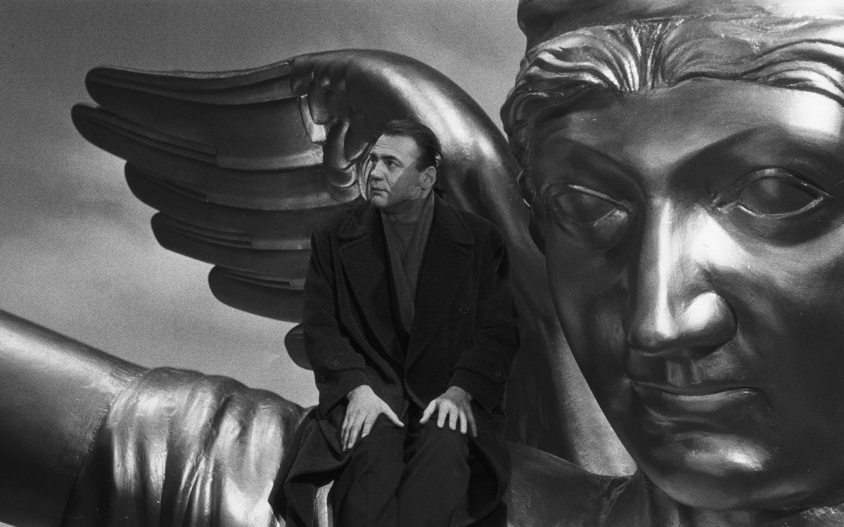WINGS OF DESIRE