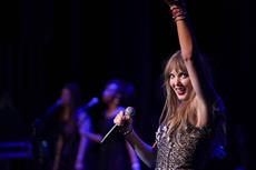 taylor_swift_tribute_newberry_sc_202508098_thumb.JPG